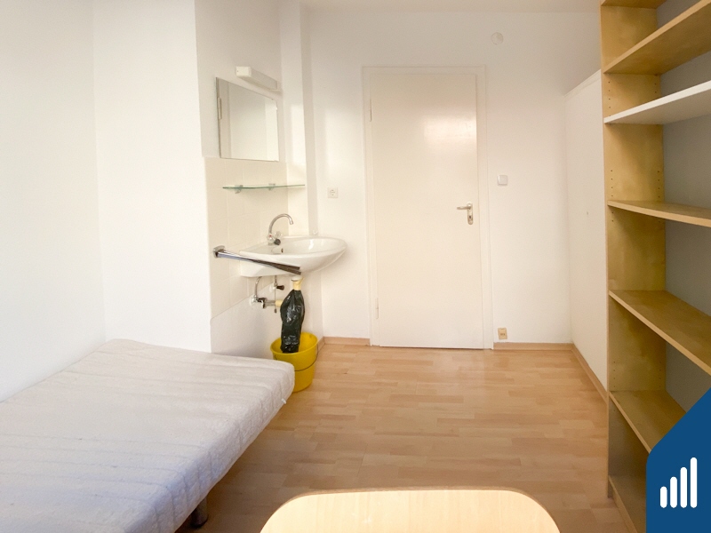 Zimmer 06