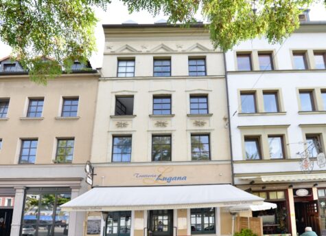 Wohnen mitten im Leben Würzburgs: Juliuspromenade, Nähe Alter Kranen, 97070 Würzburg, Etagenwohnung